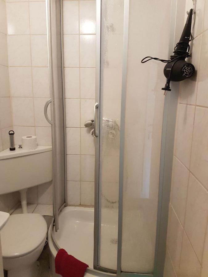 Sleep In Hamburg St. Pauli Hotel Ngoại thất bức ảnh